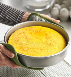 9" Round Cake Pan