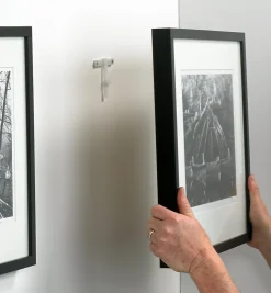 Adjustable Picture-Hanging Kit