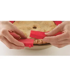 Adjustable Pie Shield