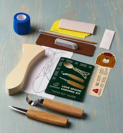 BeaverCraft Celtic-Style Lovespoon Carving Kit