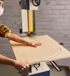 Circle-Cutting Jig With Support