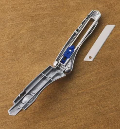 Delphin 2004 Snap-Off-Blade Knife With Holster