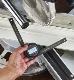 Digital Miter Saw Gauge