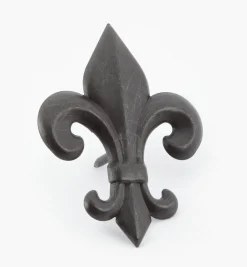 Fleur-de-Lis Clavos (Nails)