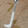 Lee Valley Mid-Length Crack Weeder