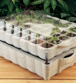 Lee Valley Self-Watering Seed Starter