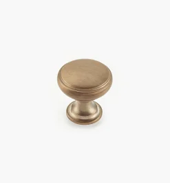 Regal Knob
