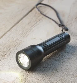 Suprabeam Q4 Flashlight
