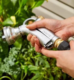 Three-Pattern Metal Nozzle