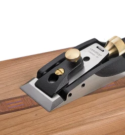 Veritas Cabinetmaker's Trimming Plane