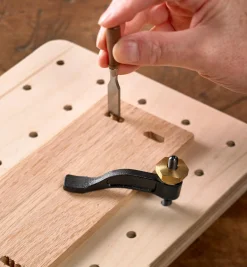 Veritas Miniature Hold-Down