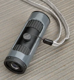 Zoom Monocular